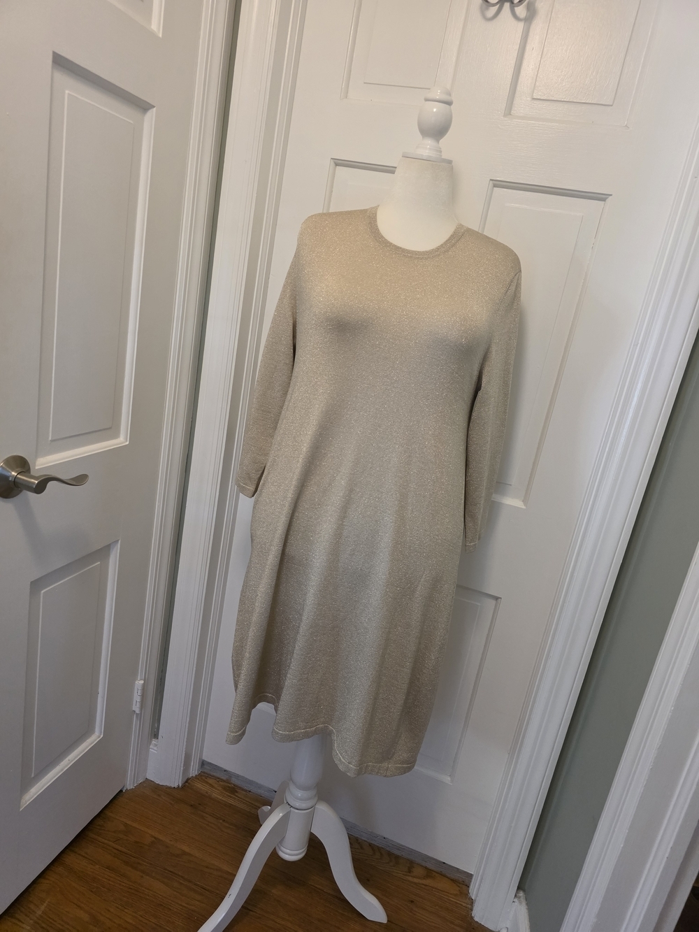 J. McLaughlin Kaya Swing Goldtone Shimmer Asymmetrical Knit Dress Sze XL Stylish